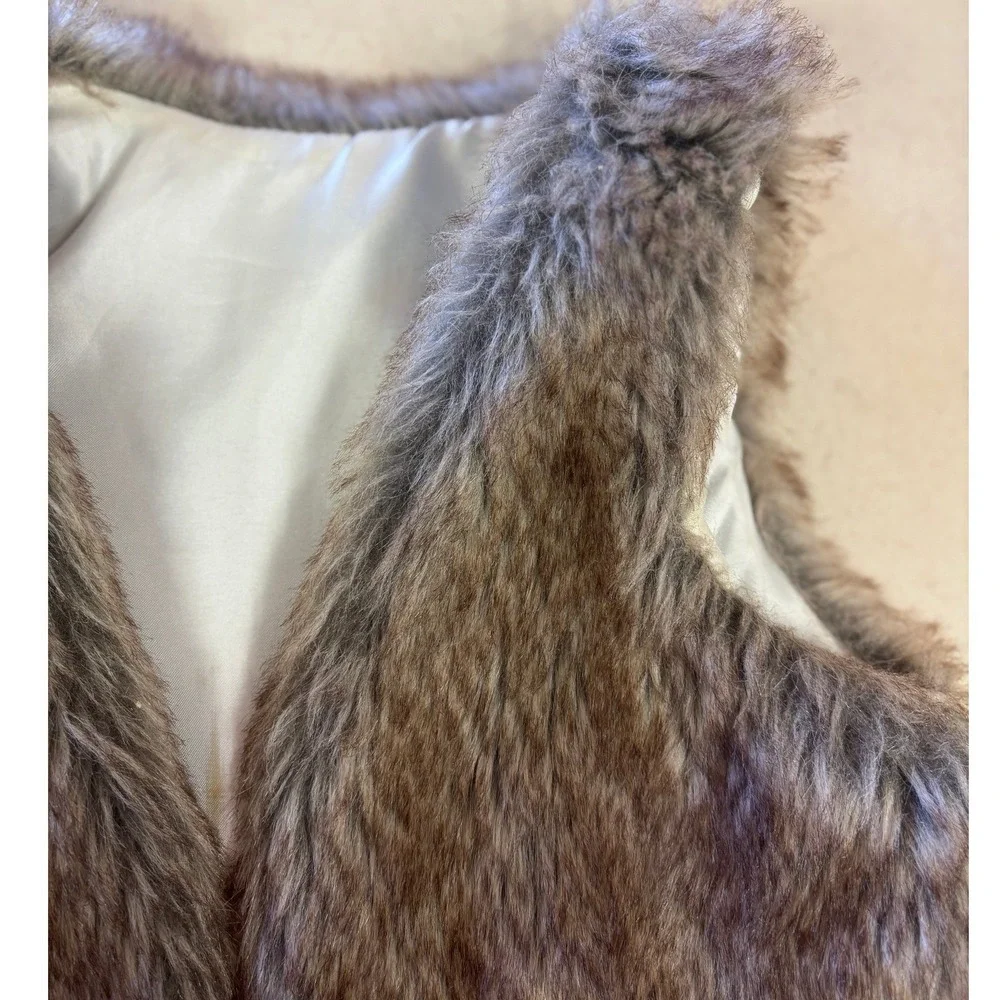 The Children's Place Girls Faux Fur Vest‎ Brown Grey Size S 5/6
